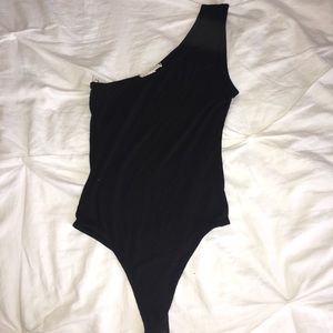 One shoulder black bodysuit